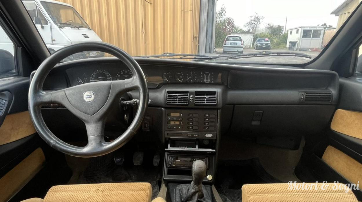 Lancia Delta 2.0 Turbo HF LS