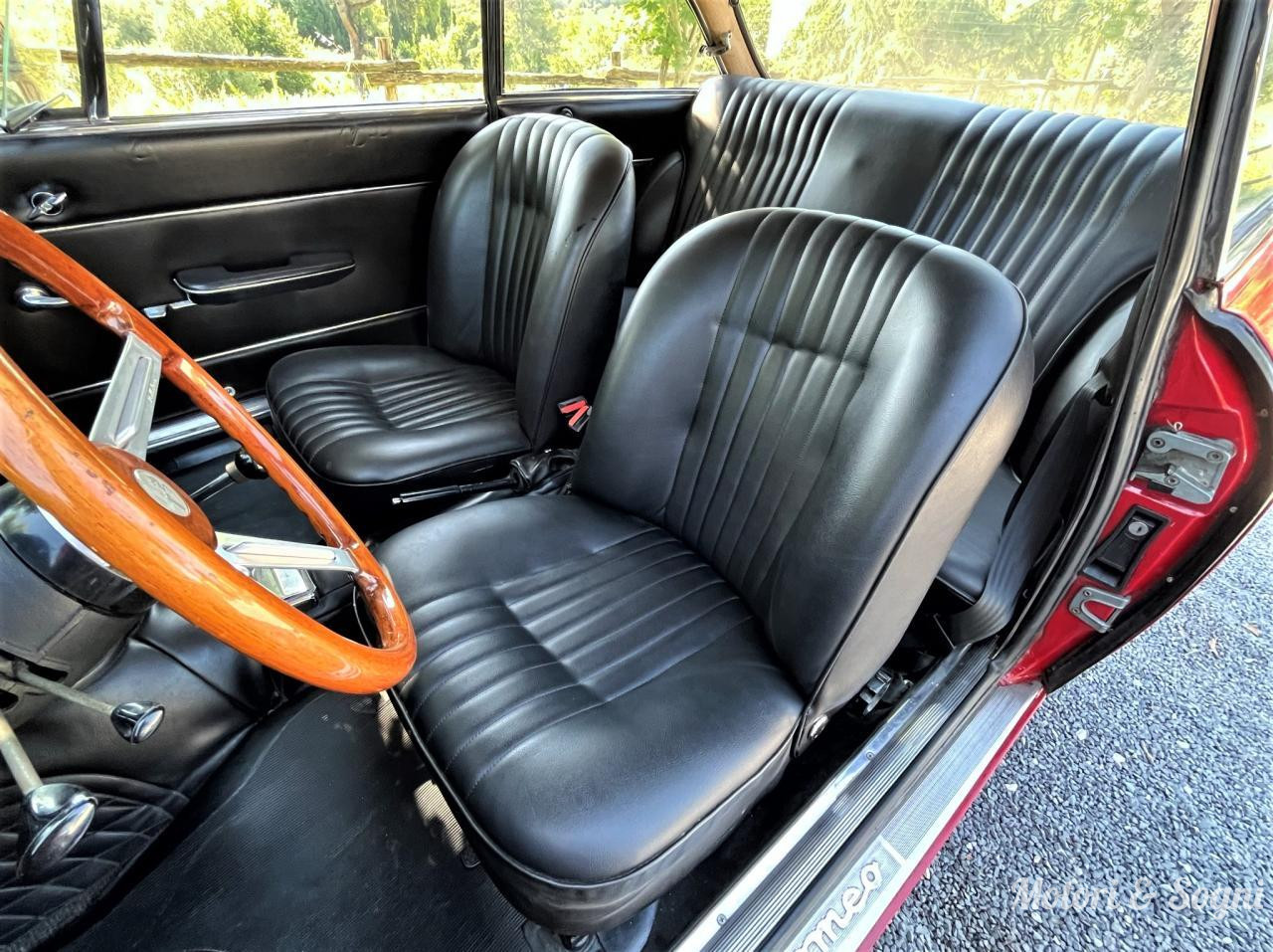 Alfa Romeo GT 1300 Junior - UNIPRO'