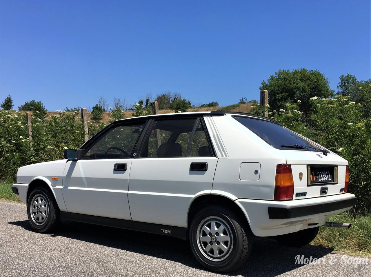 Lancia Delta 1600 HF TURBO